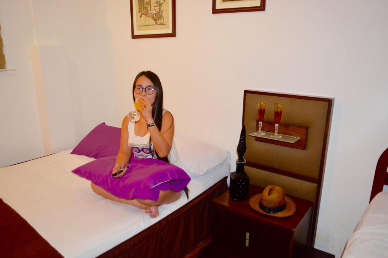 Hostal Villa 97 Guayaquil Bagian luar foto