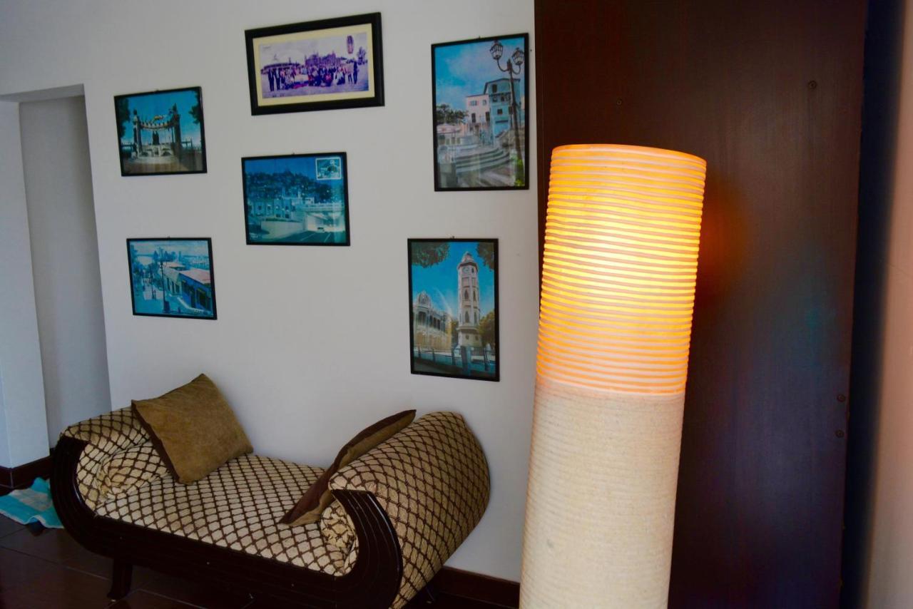Hostal Villa 97 Guayaquil Bagian luar foto