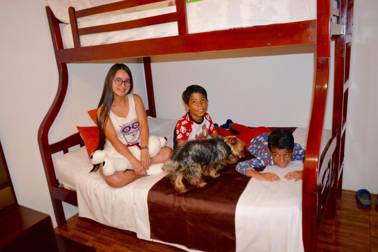 Hostal Villa 97 Guayaquil Bagian luar foto