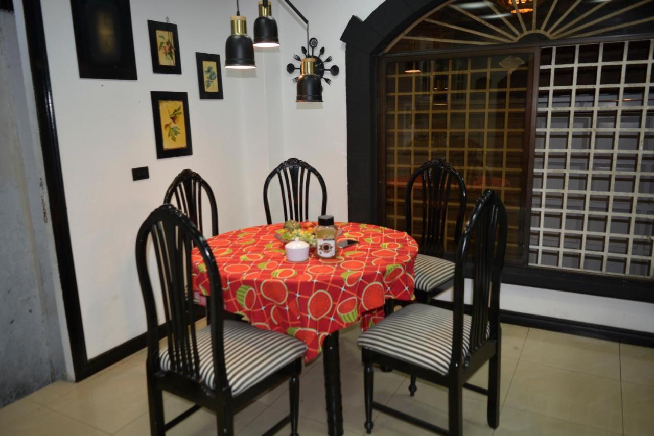 Hostal Villa 97 Guayaquil Bagian luar foto
