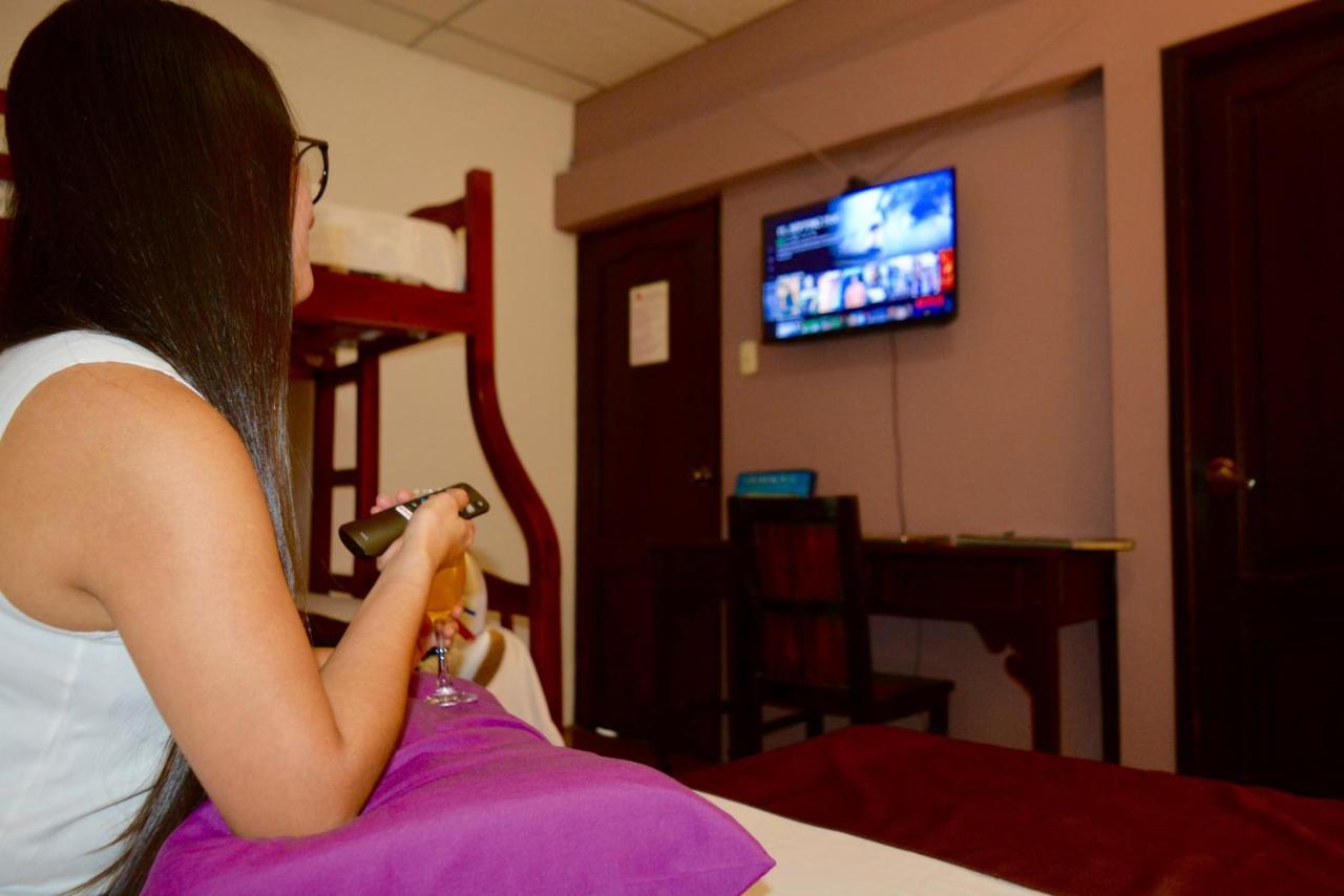 Hostal Villa 97 Guayaquil Bagian luar foto