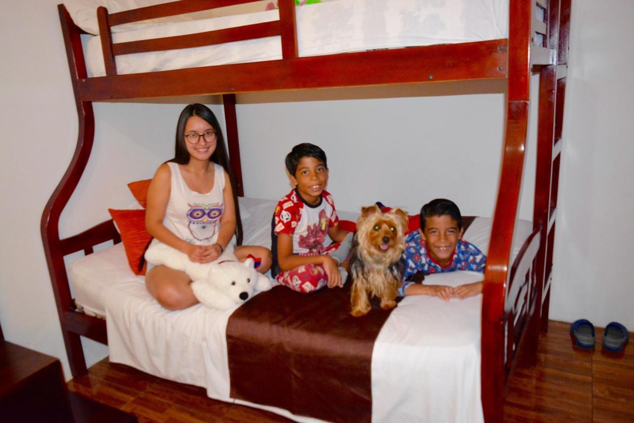Hostal Villa 97 Guayaquil Bagian luar foto