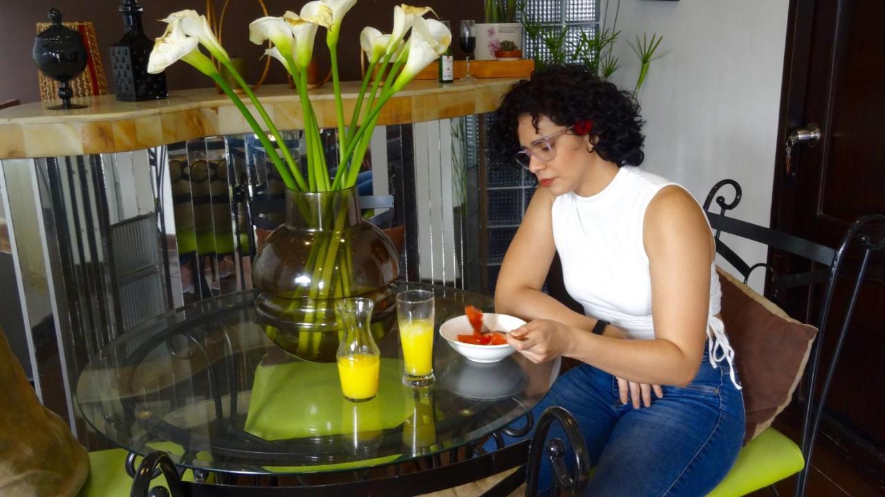 Hostal Villa 97 Guayaquil Bagian luar foto