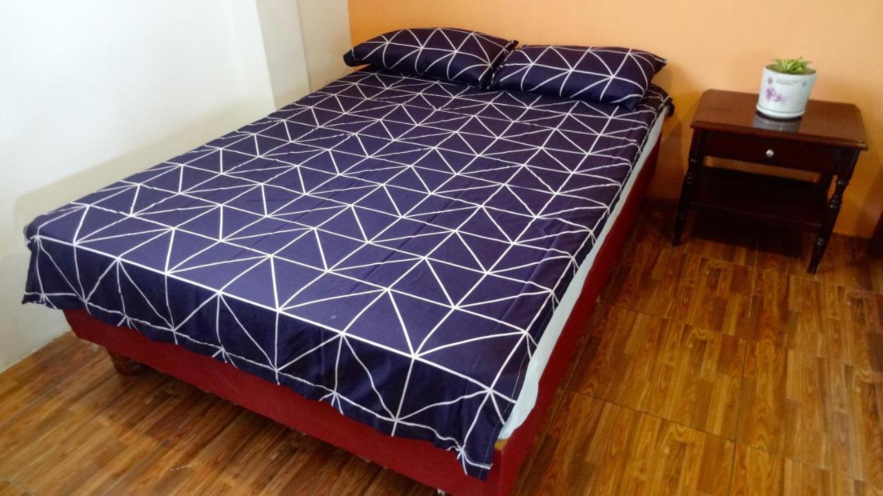 Hostal Villa 97 Guayaquil Bagian luar foto