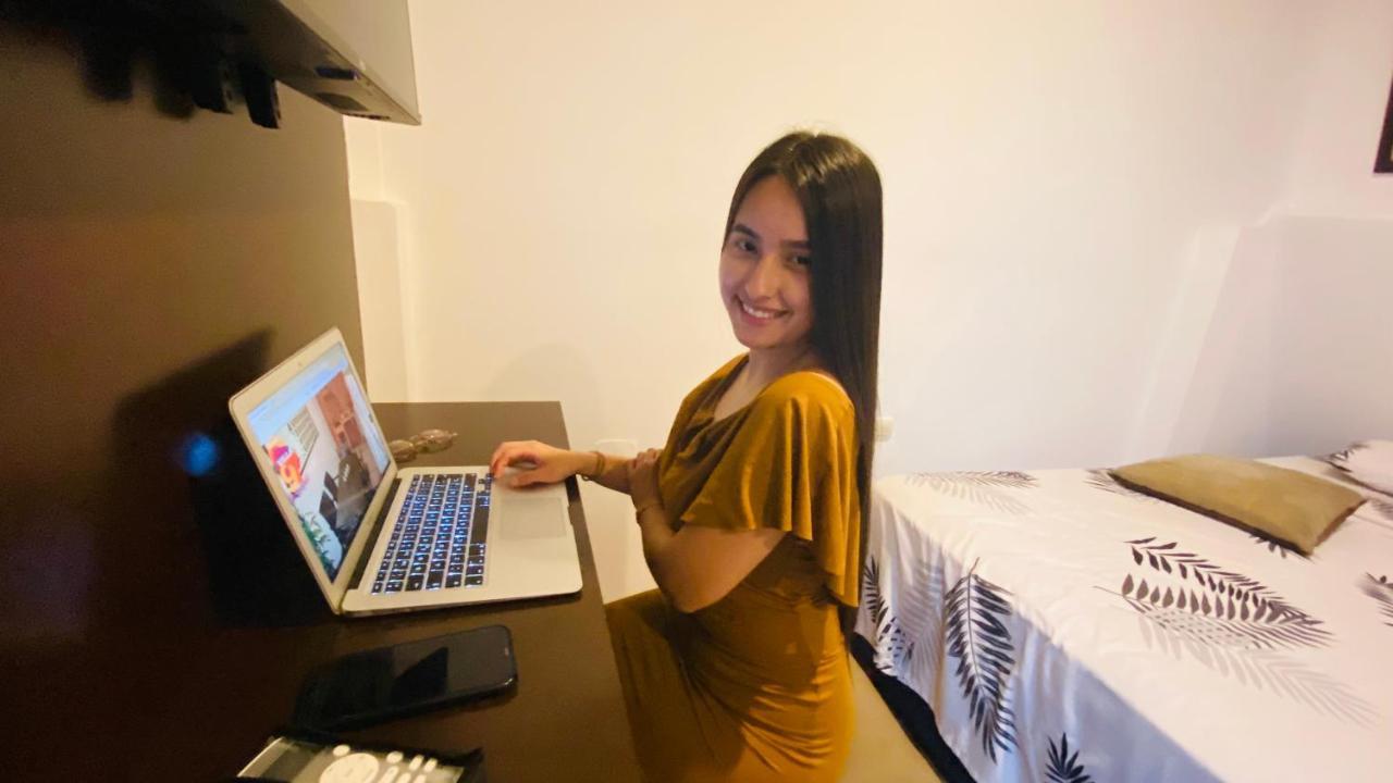 Hostal Villa 97 Guayaquil Bagian luar foto